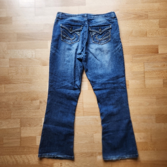 Roz & Ali Jeans - Picture 9 of 12